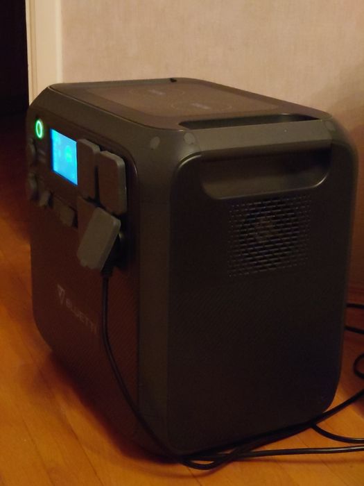 зарядна станція bluetti ac200max