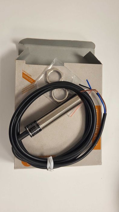 Sensor indutivo
IG5357
IGA3005-APKG64739017259907120