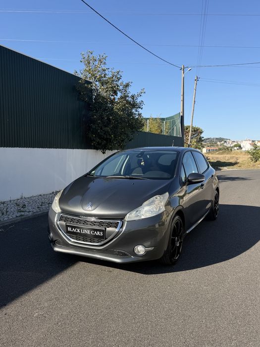 Peugeot 208 impecavel