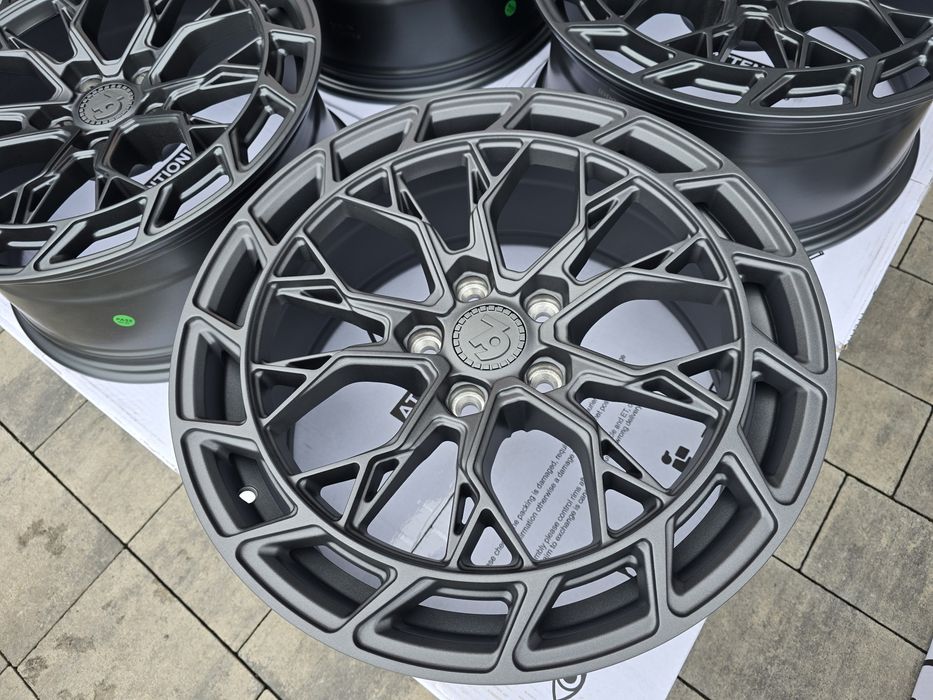 Felgi 18" 5x112 ET40 Audi A3 A4 A6 VW Passat Skoda Seat  !