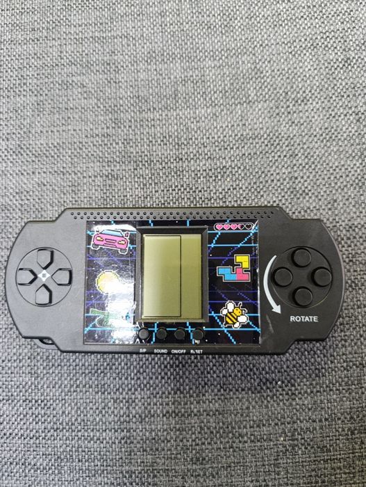 Електронна приставка , робоча ігра , тетріс , ретро ігра