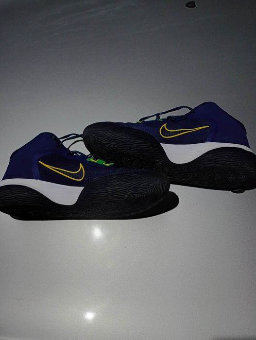 Sprzedam  NIKE KYRIE FLYTRAP IV R. 46/47
