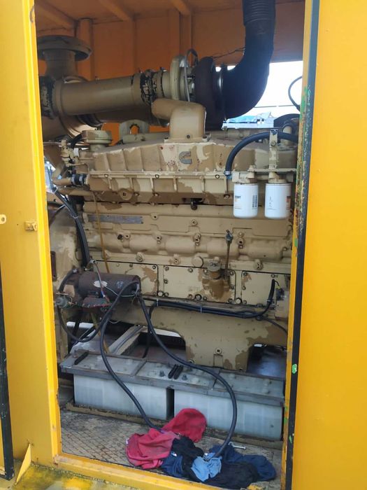 Продам генератор Сummins
