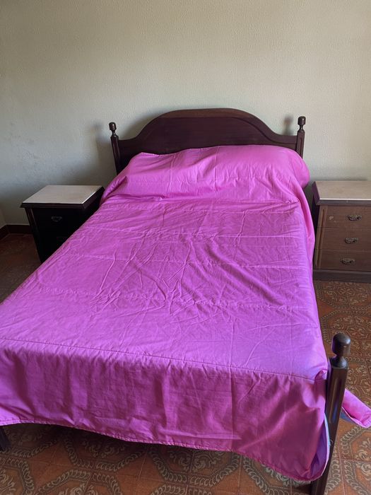 Cama de Casal com Colchão
