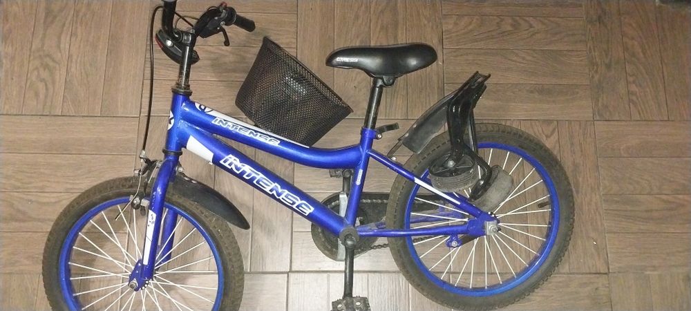Велосипед дитячий, колеса 20 дюймів