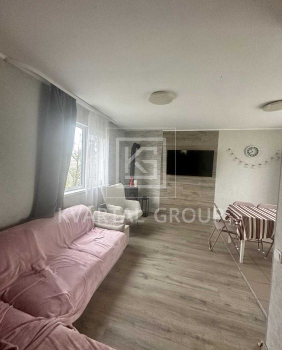 Продаж двоповерхового будинку з ремонтом.   Без комісії.