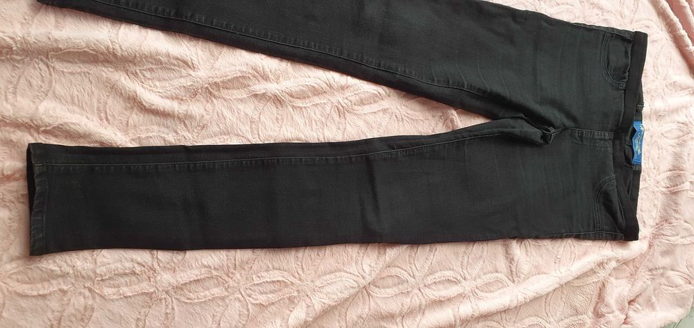 Damskie spodnie jegginsy jeansowe rozmiar 38
