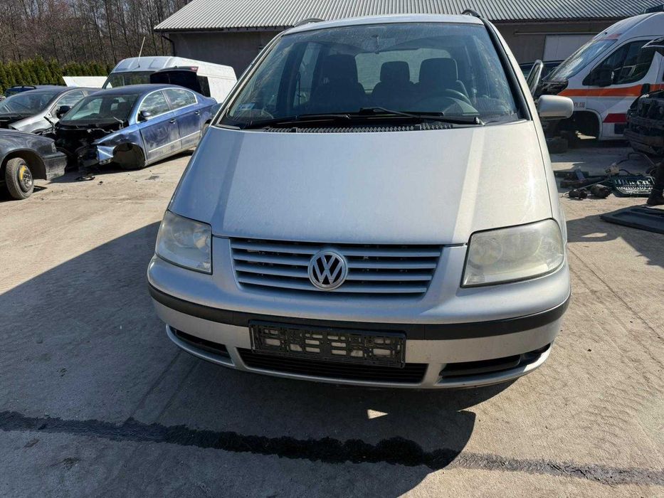 drzwi lewy przód volkswagen Sharan 1 lift kod lakieru LB7Z