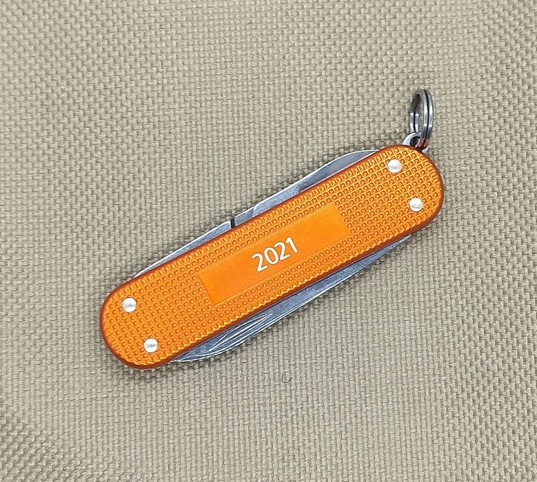 Scyzoryk Victorinox Classic Limited Edition LE2021