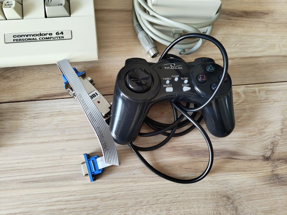 Commodore 64 + SD BOX + Tom2