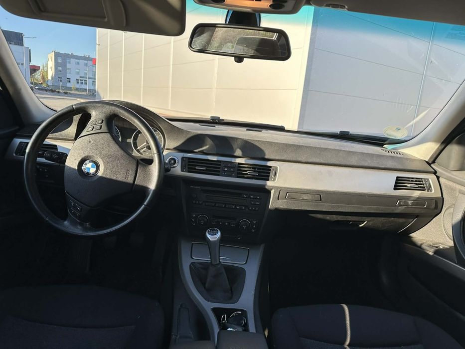 BMW 320I e90 2.0B 150km