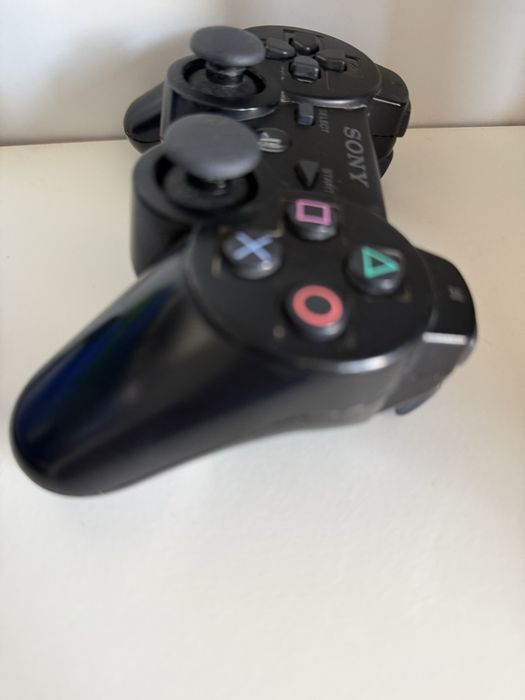 2x ps move + oryginalna stacja ładujaca PS3 PS4