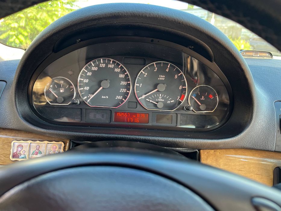 BMW E 46  2литра  газ, бензин.