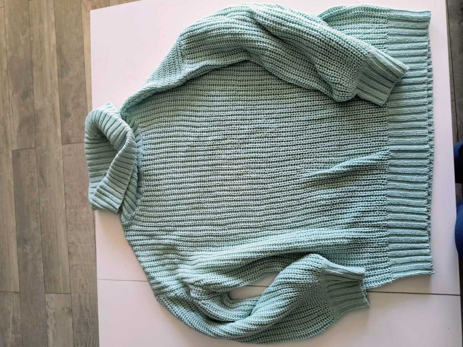 Sweter Golf miętowy oversize Moodo XS 34