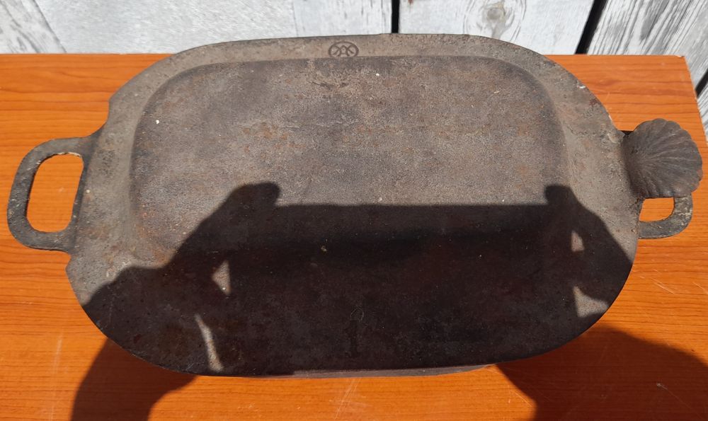 Żeliwne naczynie do pieczenia