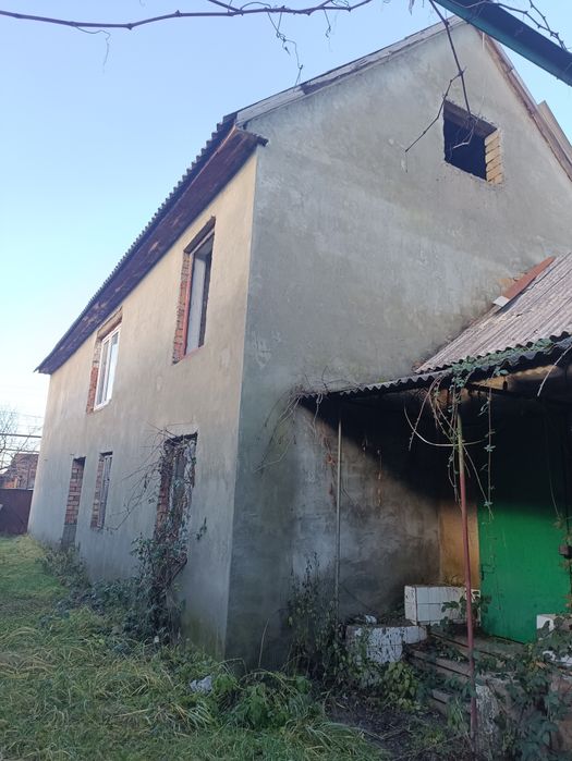 Продам Будинок в ПЕРЕДМІСТІ