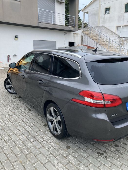 Peugeot 308 blue hdi allure
