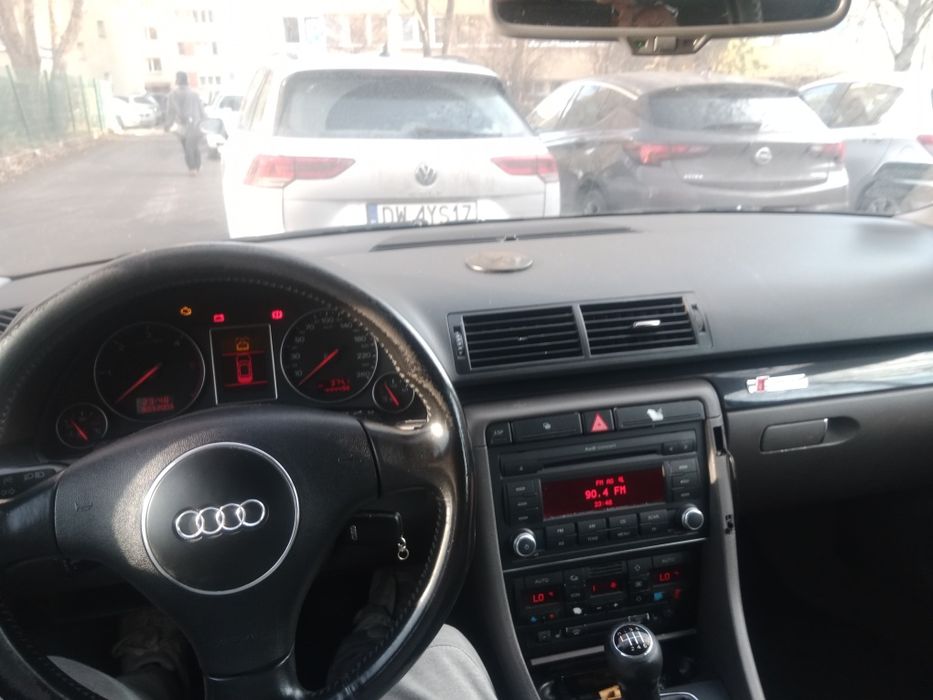Audi a4 b6 1.9tdi kombi,hak,klima
