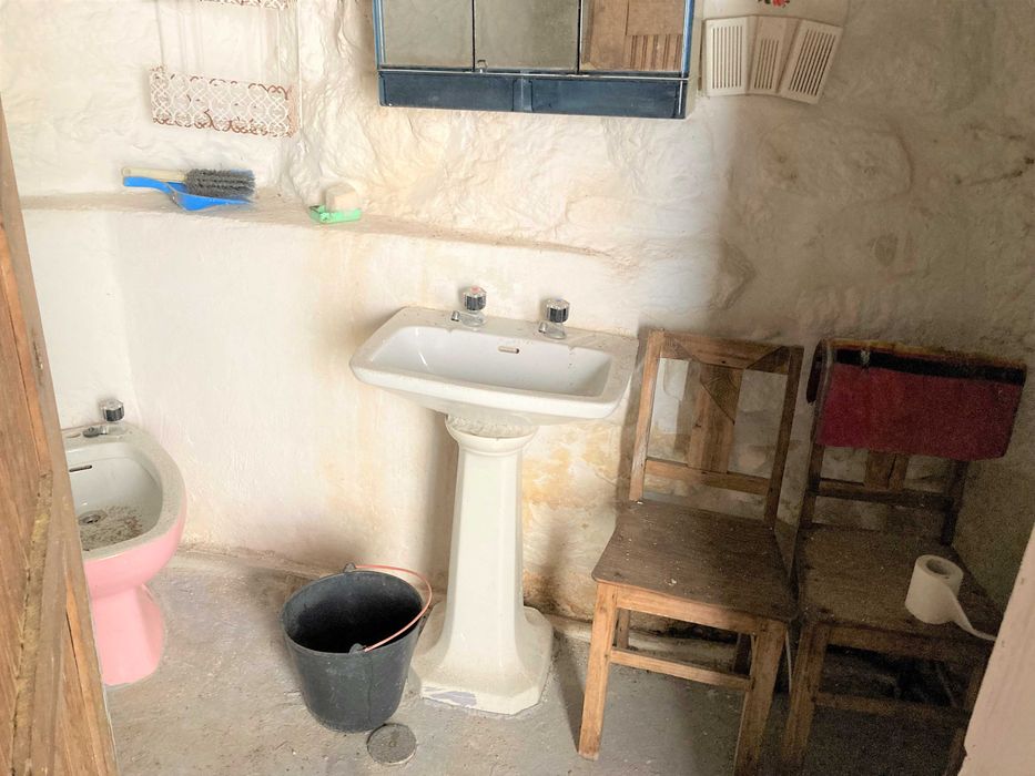 Moradias/Casas de Pedra Granito - Aldeia da N2 - Telões - V. P. Aguiar