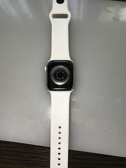 Годинник серій Watch8