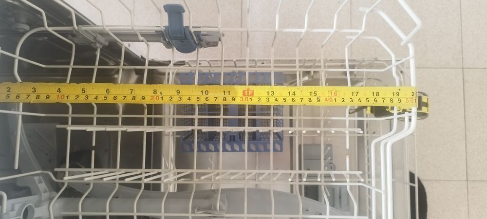 Cesto superior máquina lavar loiça Indesit