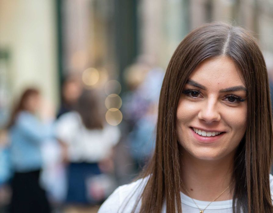 Sony FE 100mm f/2.8 FE Macro Tokina FiRIN 1:1  sigma 70mm 2,8