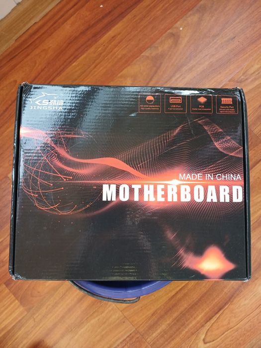 Материнская плата