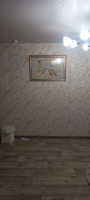 Продам 3к.кв.60м² 2/5 АО эл.мебель.2парковочных места.