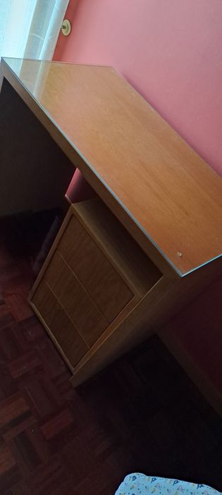 Quarto Rapariga.