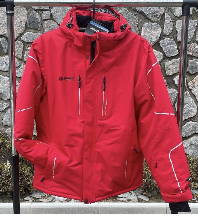 Зимова термокуртка гірськолижна s рр