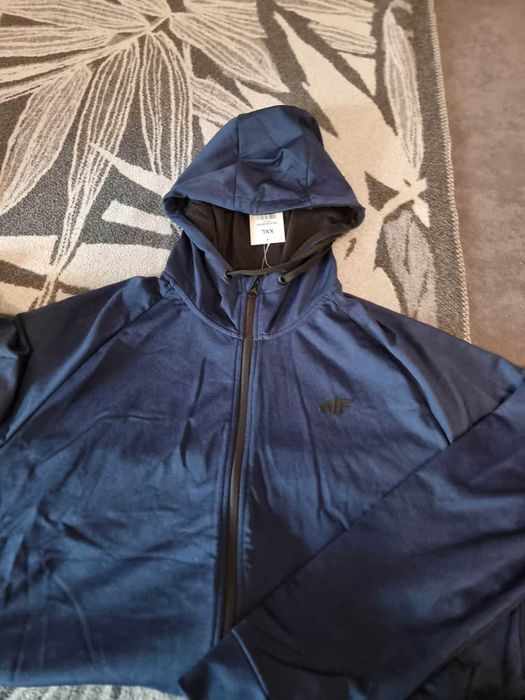 Dres 4F szary i granatowy