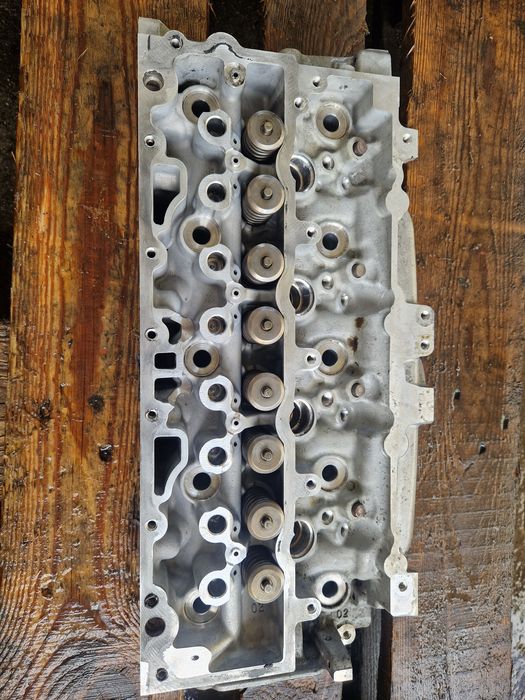 Cabeça motor 1.6hdi 112cv 8v