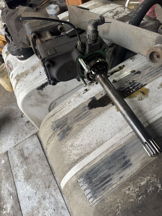 HYDRAULIKA kompletna Pompa tłoczkowa