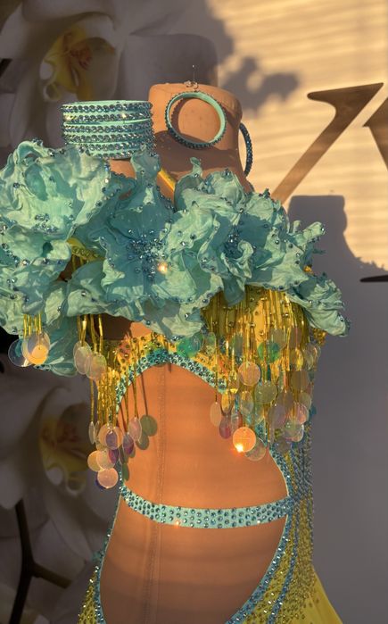 Нова латина для бальних танців . Ріст 160-170