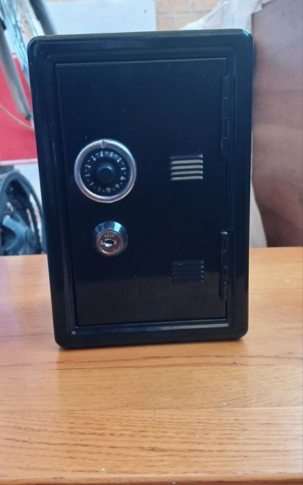 Міні Сейф (на подарунок для дитини)