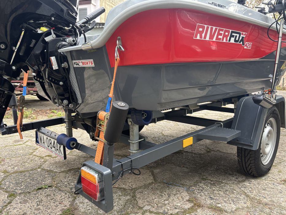 Łódka Riverfox 420