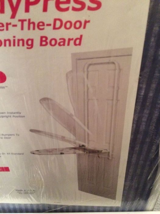 Tabua de engomar nova para porta- Armação de Pera