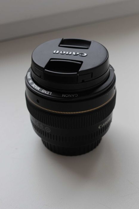 Об'єктив Canon EF 50 1.4, в захисному фільтрі