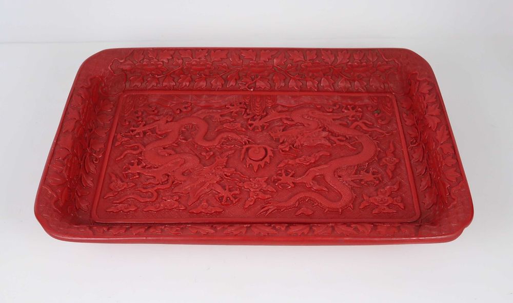 Tabuleiro da China lacado - 31 cm