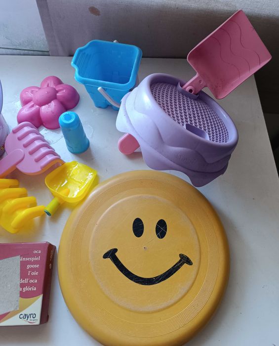 Balde de Praia, Pás, Formas e Jogos para a Praia