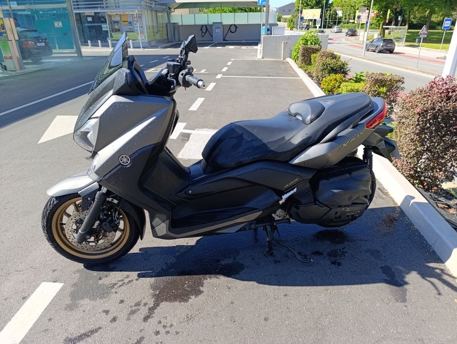 Yamaha x max 400