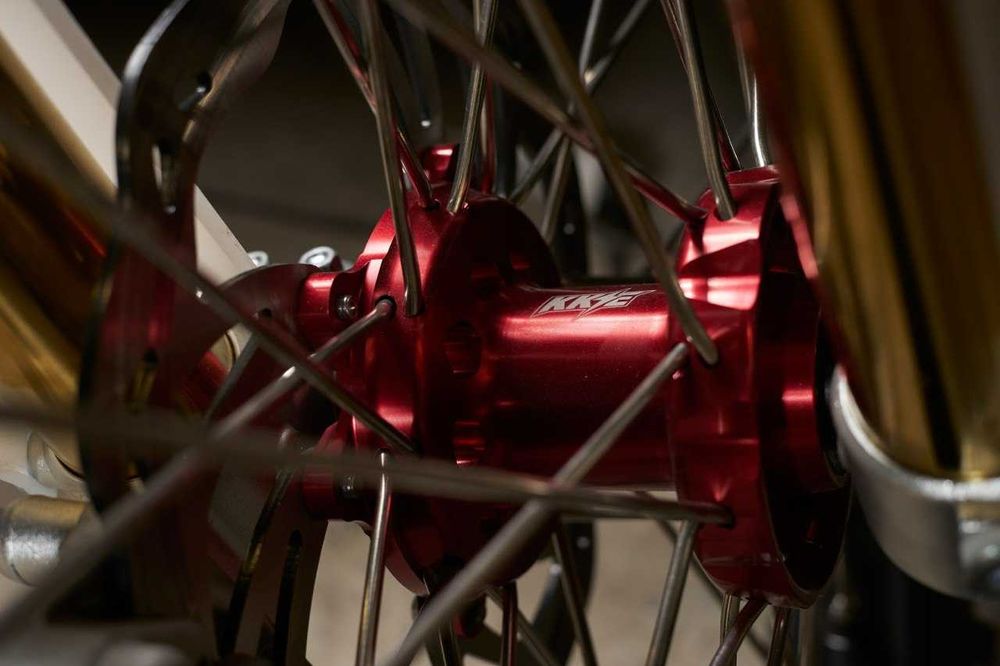 Электромотоциклы Arctic Leopard EXE 880