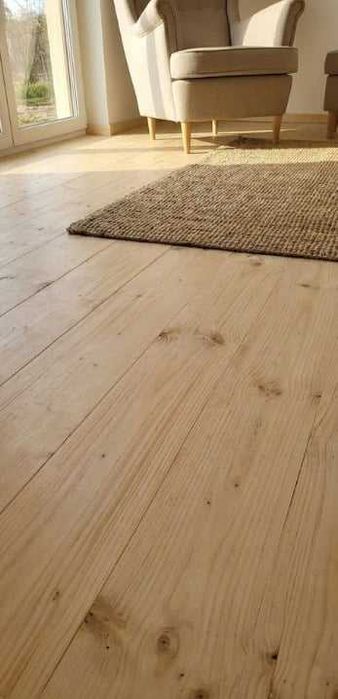 Deska Podłogowa 28x150mm Świerk – Transport Kraków