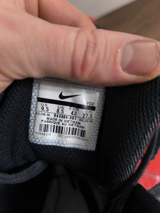 Nike 42-43 ботінки сапоги кросівки 27.5 сантиметрів