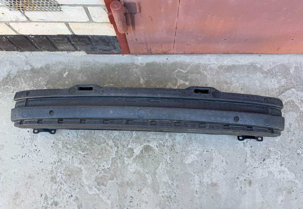 Підсилювач бампера Volkswagen Passat USA оригінал бу