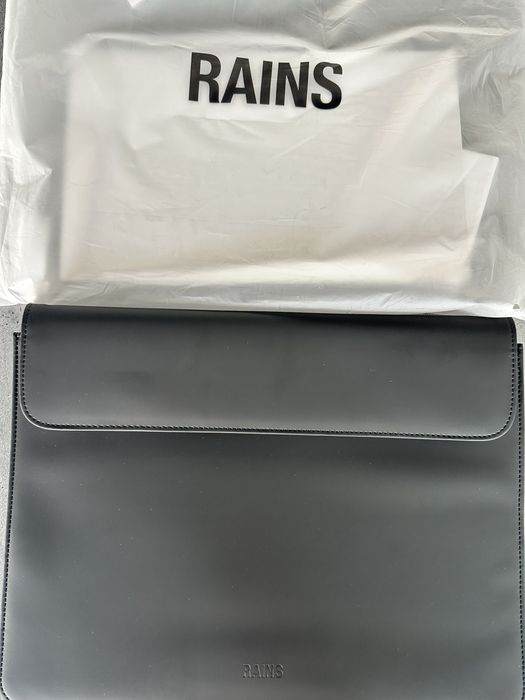 Чехол доя Macbook 15/16 Rains