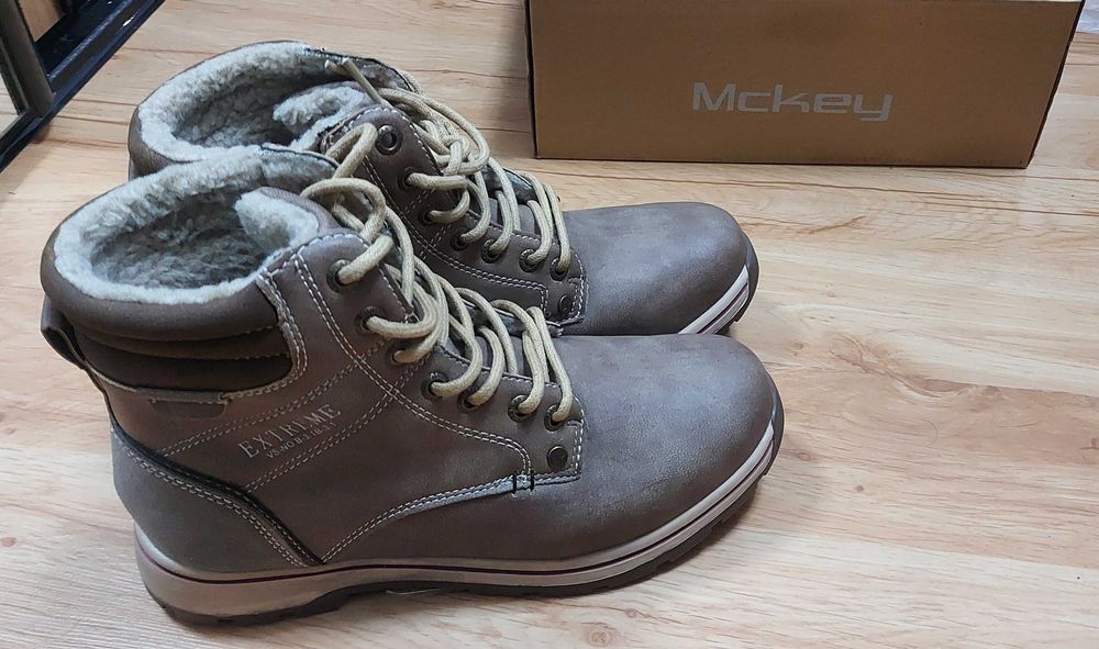 Buty zimowe brązowe, ocieplane, rozmiar: 37, NOWE