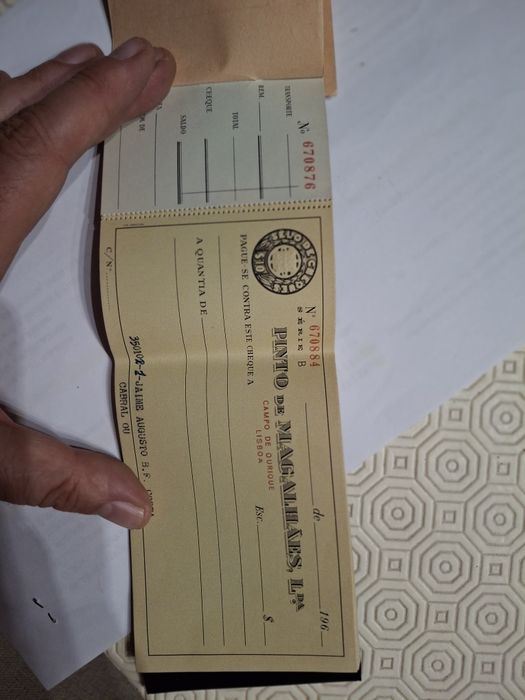 Livro cheques vintage banco pinto Magalhães