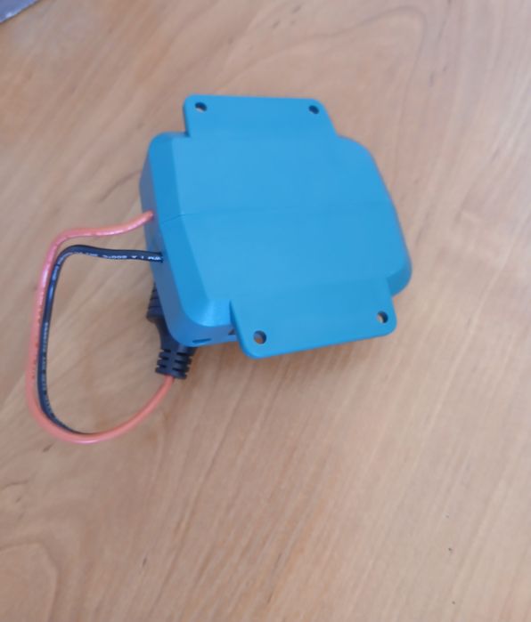 Adapter do baterii elektronarzędzi