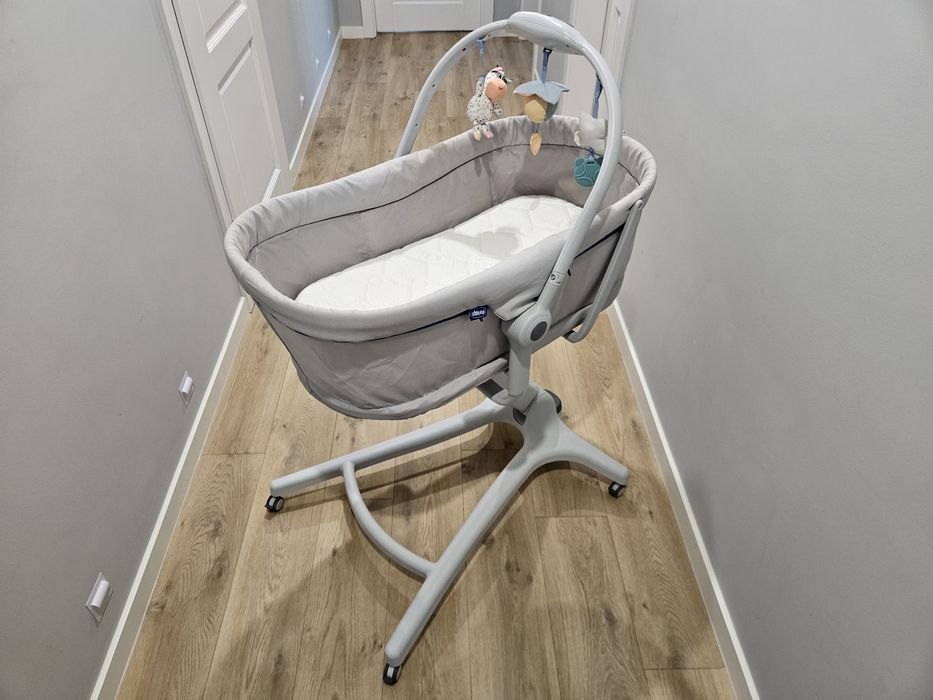 Chicco Baby Hug 4w1 + Materac